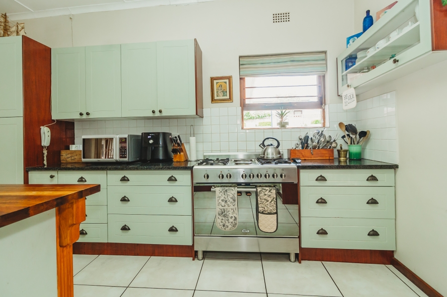 3 Bedroom Property for Sale in Glen Barrie Western Cape